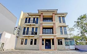 Oyo 93109 Garden Homestay 1 Tpr