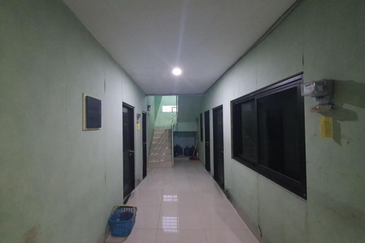 Oyo 93109 Garden Homestay 1 Tpr Surabaya Bagian luar foto