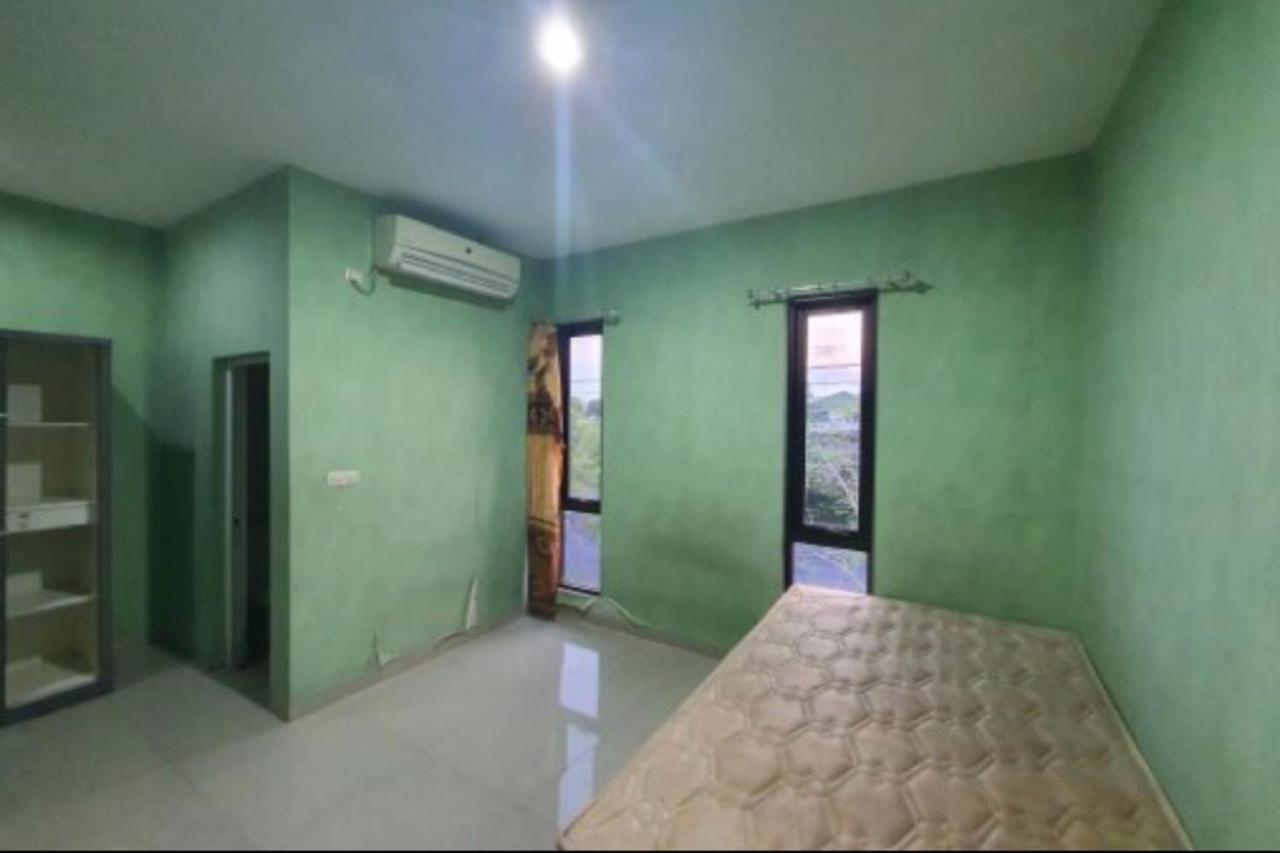Oyo 93109 Garden Homestay 1 Tpr Surabaya Bagian luar foto