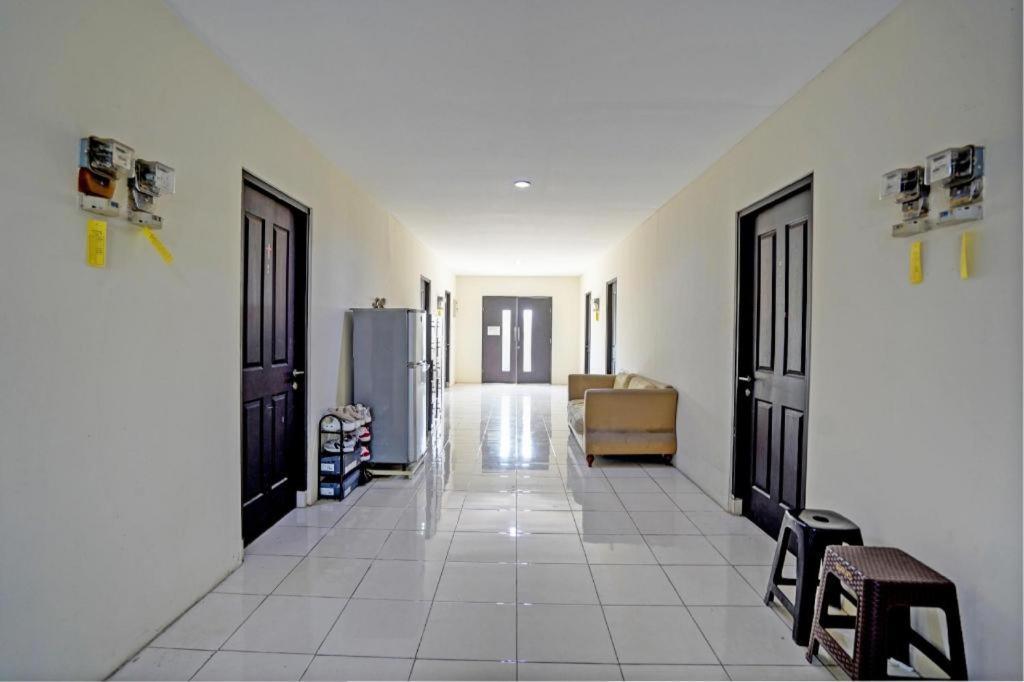 Oyo 93109 Garden Homestay 1 Tpr Surabaya Bagian luar foto